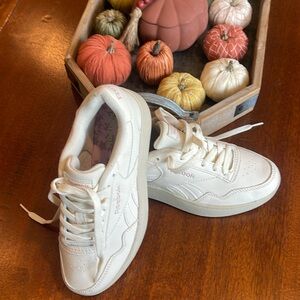 White low top Reebok